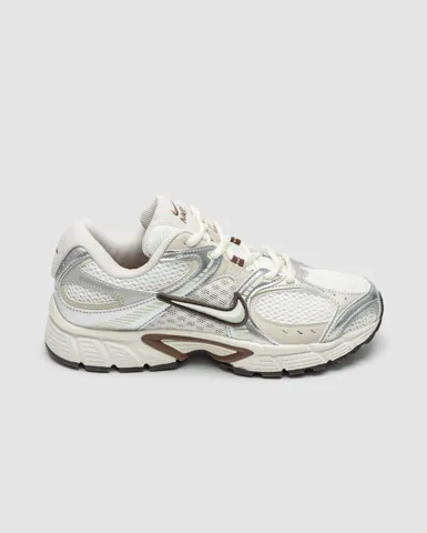 Nike V5 RNR Sail Fauna Brown