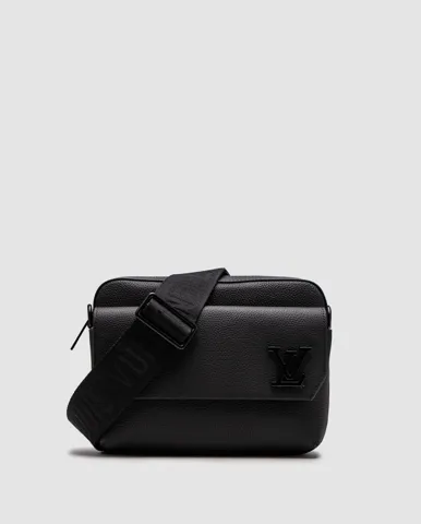 Louis Vuitton Calfskin Aerogram Fastline Messenger Black