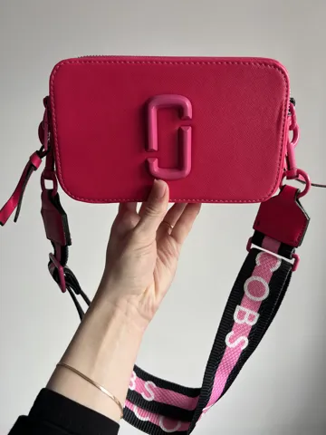 Marc Jacobs The Snapshot Raspberry